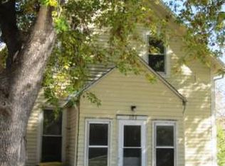 203 North D, Fairfield, IA
