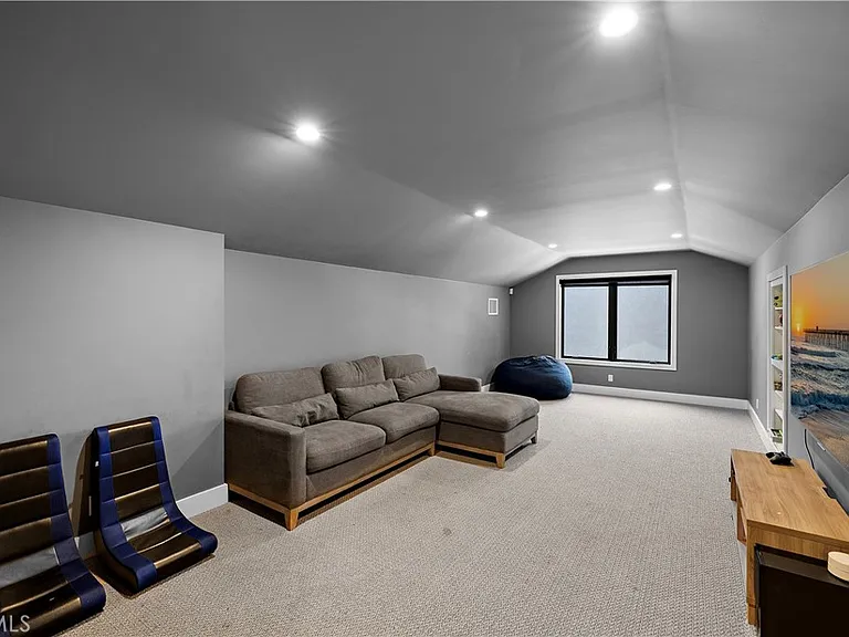 29091 Country Hills Rd — Photo 21