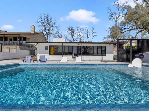 3424 River Oaks Drive, Kingsland, TX 78639