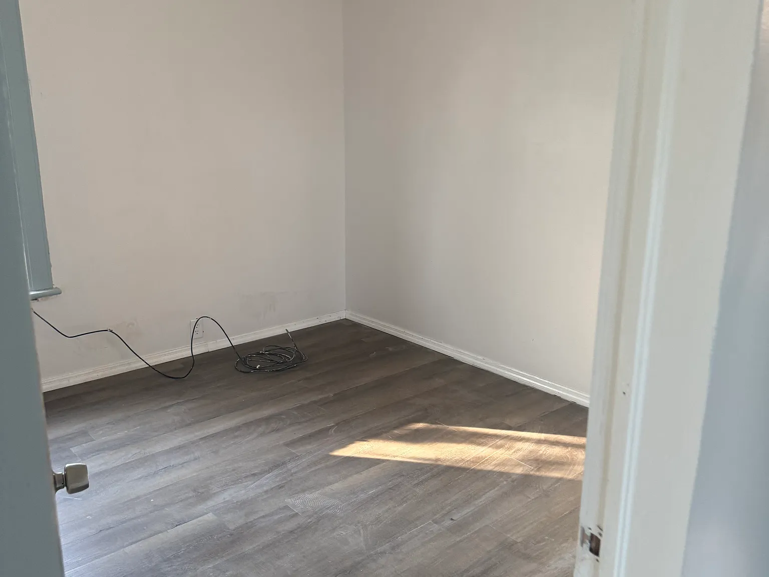 341 Chapman Dr — Photo 1