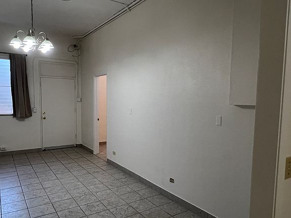 4th image of 3145 Castle St Unit O