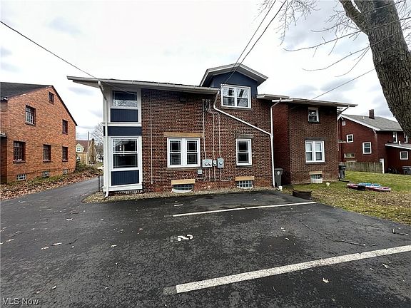 3rd image of 4030 Helena Ave