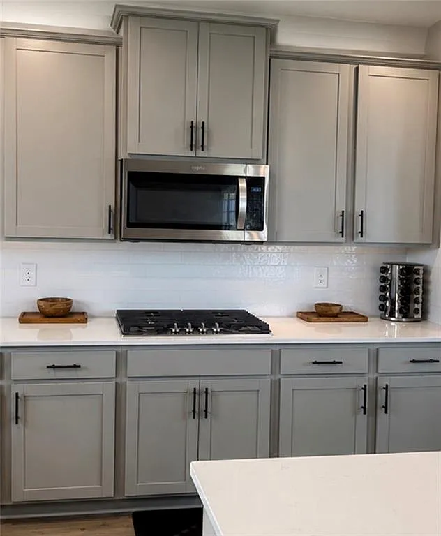 6 bed, 5.5 bath, 5356 sqft, $3,400 — Photo 4