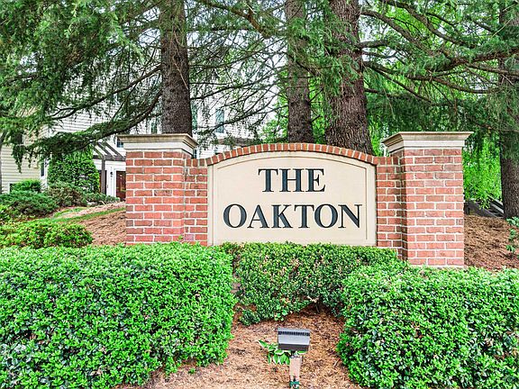 2nd image of 10146 Oakton Terrace Rd #10146