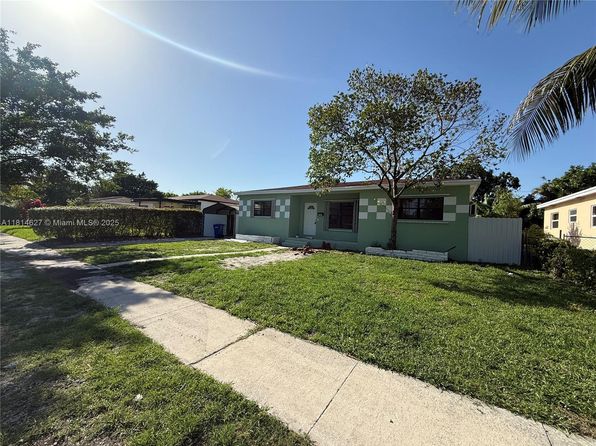 1141 NE 154th Ter