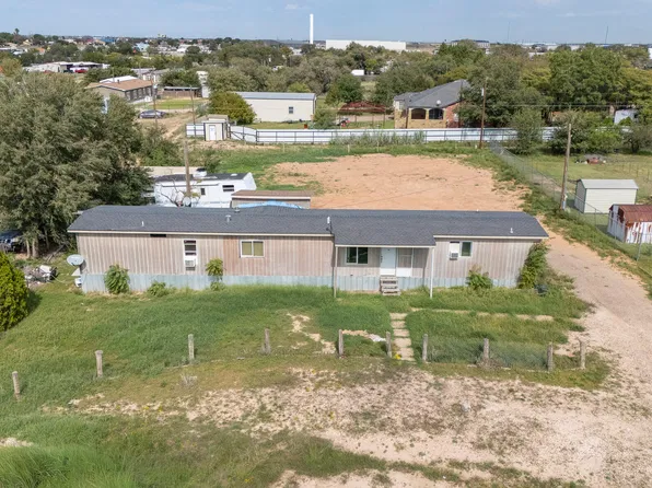 7942 96th St, Wolfforth, TX 79382
