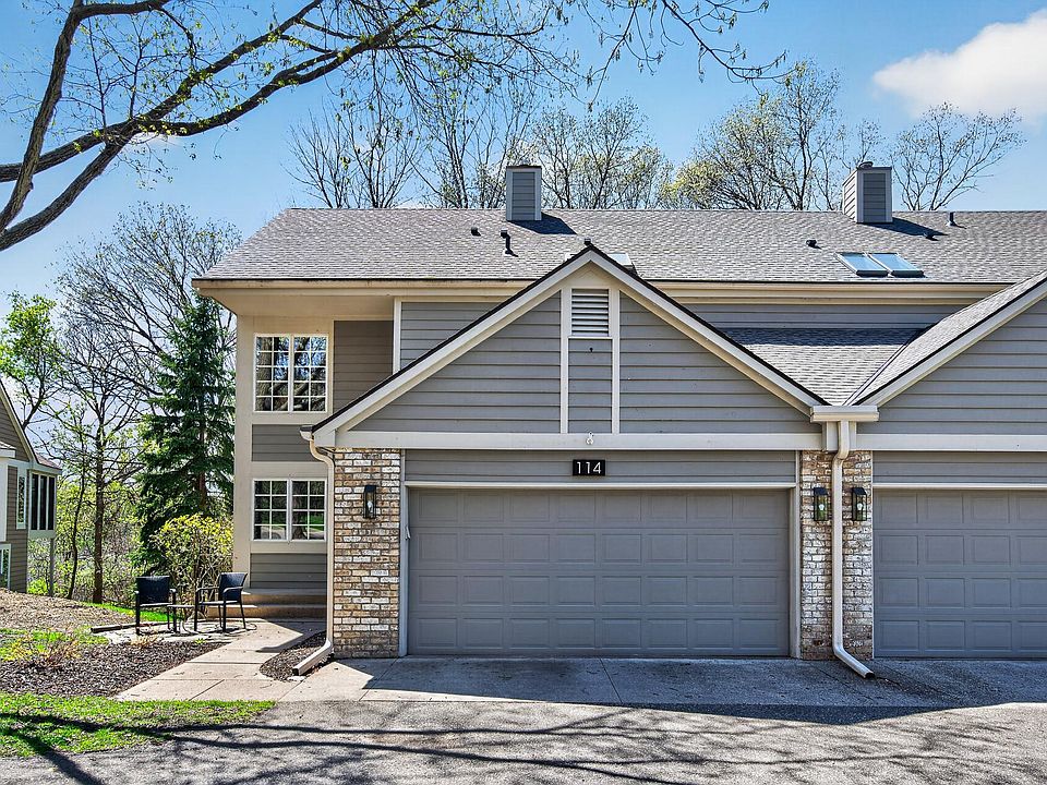 1st image of 114 Wildwood Bay Dr
