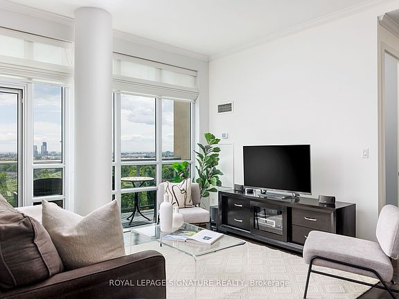 5th image of 3391 Bloor St W #1101