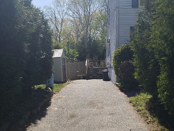 3rd image of 71 Ranger Rd
