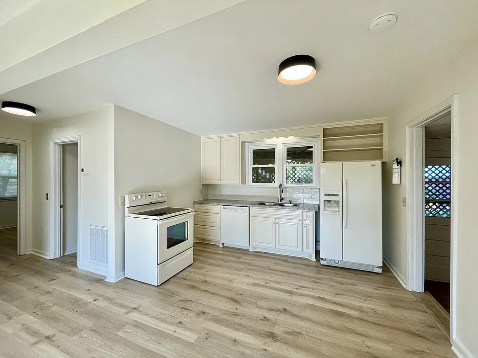 603 Colfax Dr