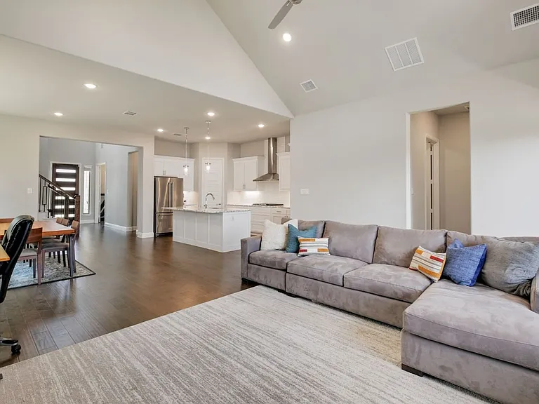 6842 Gavin Dr — Photo 11