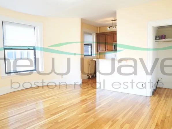 1093 Boylston St #36, Boston, MA 02215