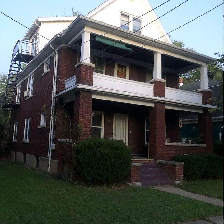 2nd flr apt full porch in front