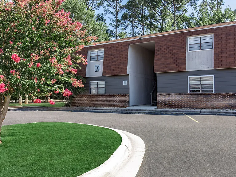 Brookridge Apartments — Photo 29