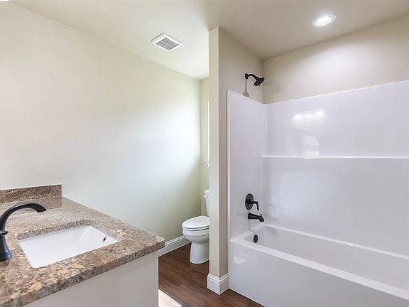 2nd image of 7590 Hudson Way