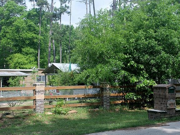 5th image of 19722 Hickory Ln