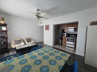 7326 Collins Ave APT 204, Miami Beach, FL 33141