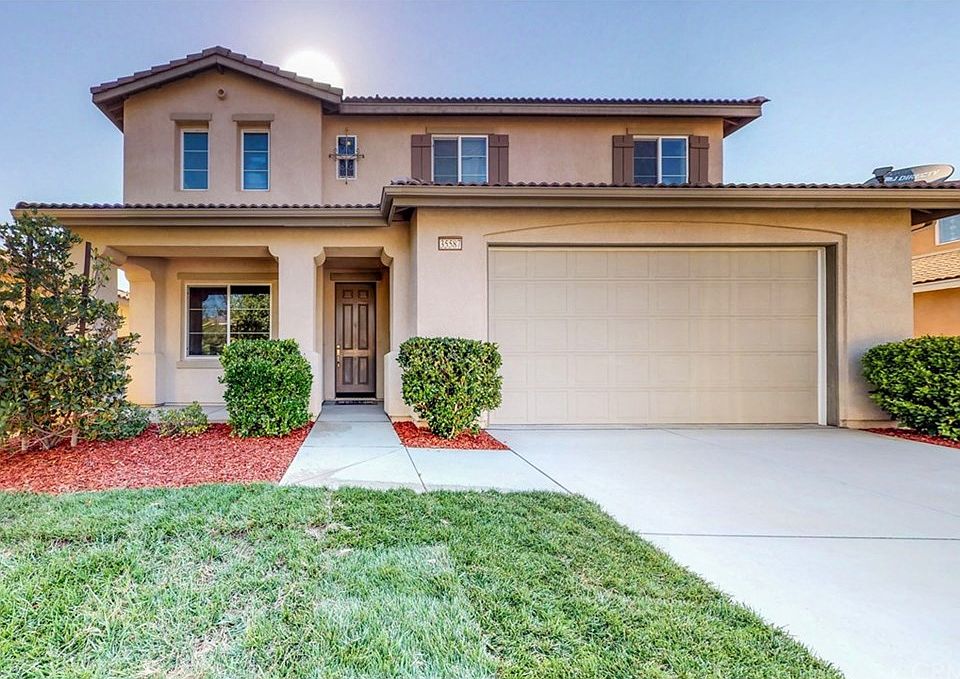 1st image of 35587 Cloche Dr