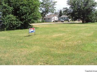 238 4th Ave W, Milan, IL 61264