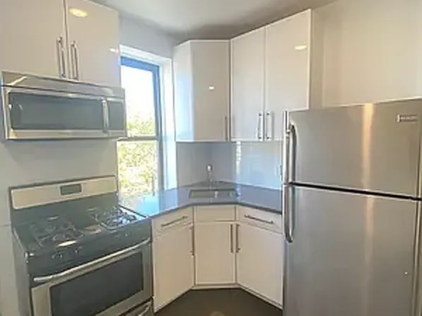 2530 Foster Ave #5J