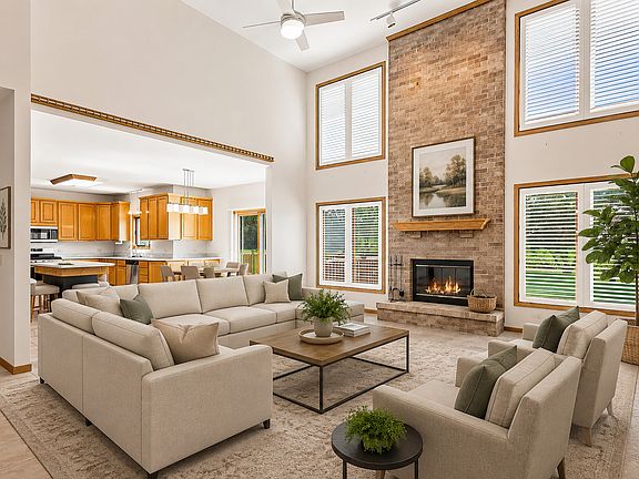4th image of 8420 Saint Moritz Dr