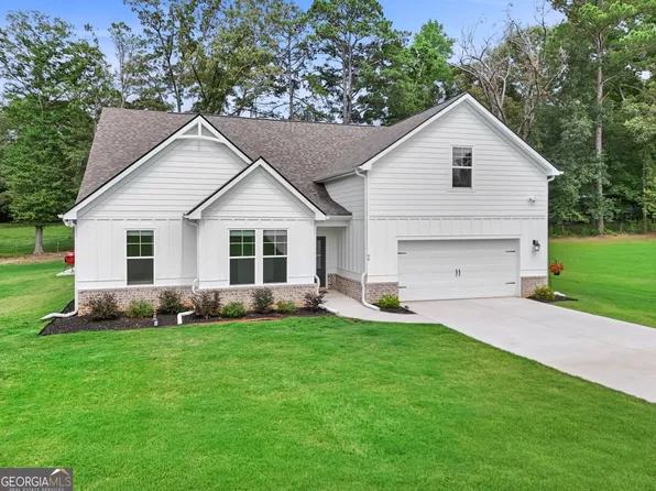 96 Whites Pond Rd, Moreland, GA 30259