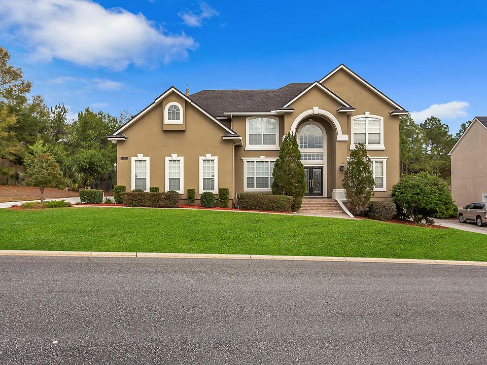 1st image of 12537 Highview Dr