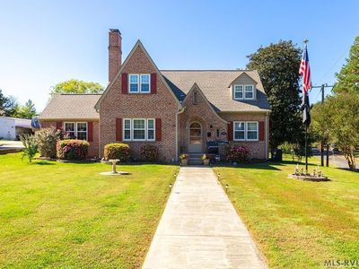 601 S Main St, Lawrenceville, VA, 23868