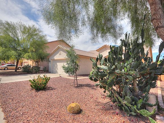5th image of 46008 W Dutchman Dr