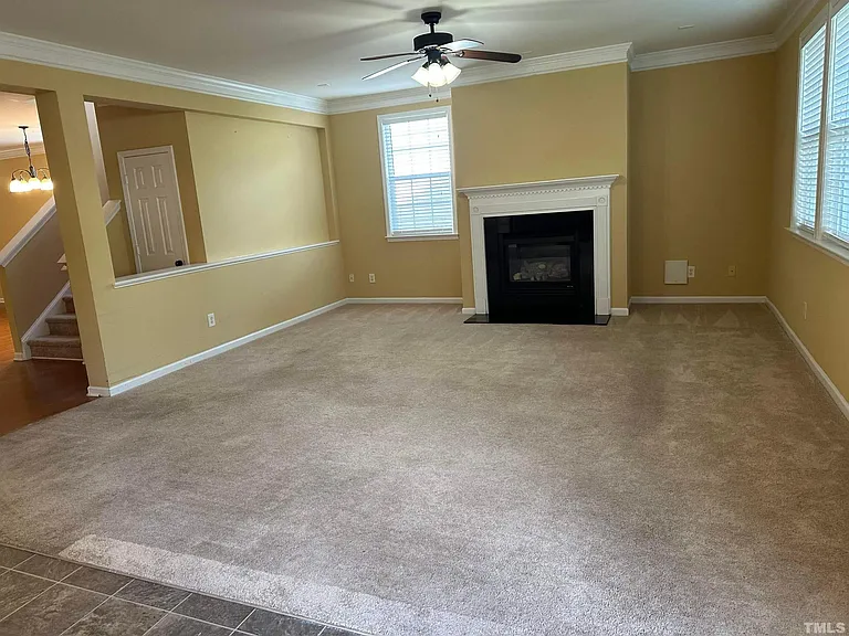 213 Bikram Dr — Photo 35