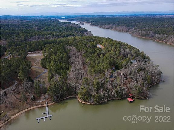 2nd image of 304 Harbor Watch Dr