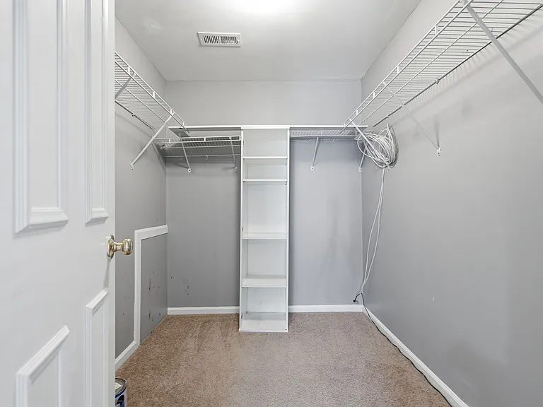 Walk-in Closet