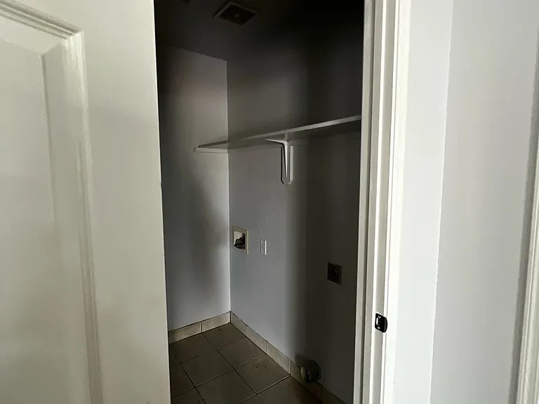 3316 W Jackson St #2 — Photo 8