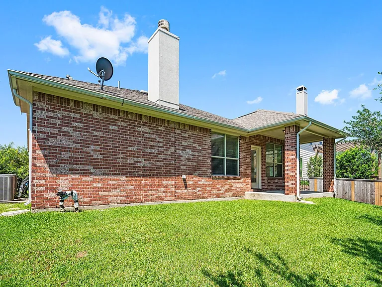 46 Black Swan Ct — Photo 6