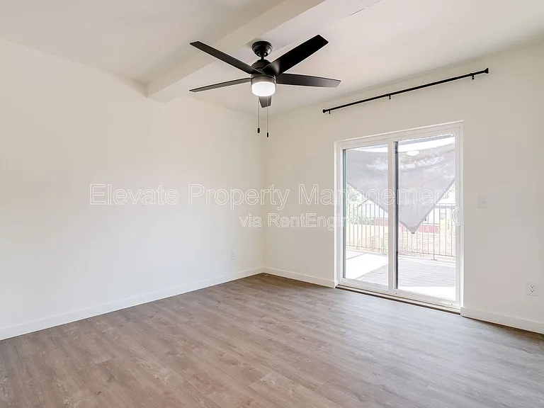 844 NW 43rd St #202 — Photo 24