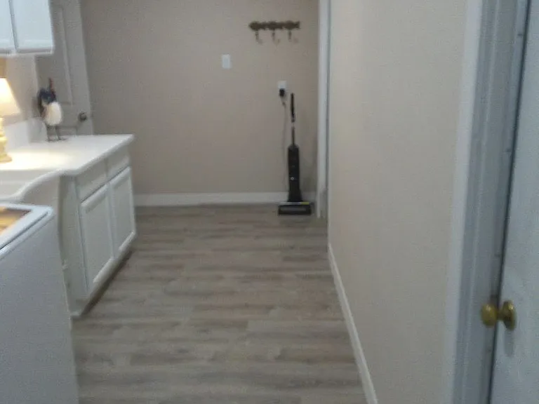 1640 Emerald Dr — Photo 33