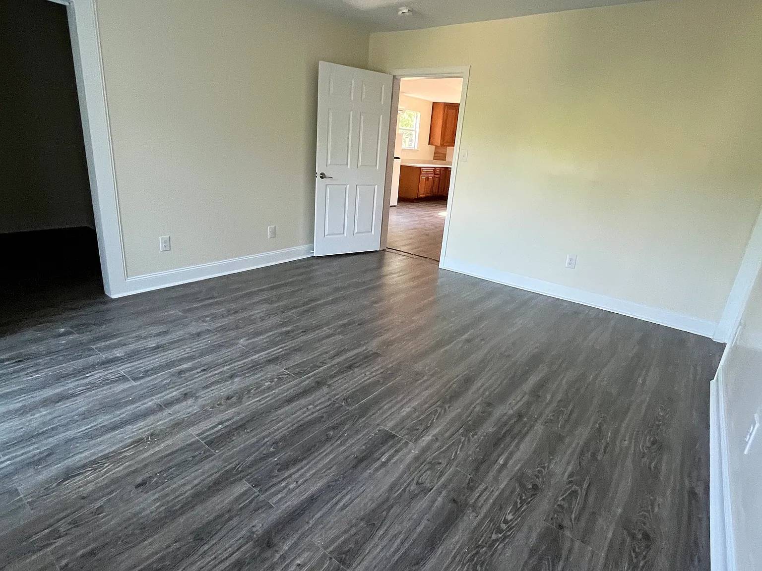 5665-5667 Rosemary Pl — Photo 4