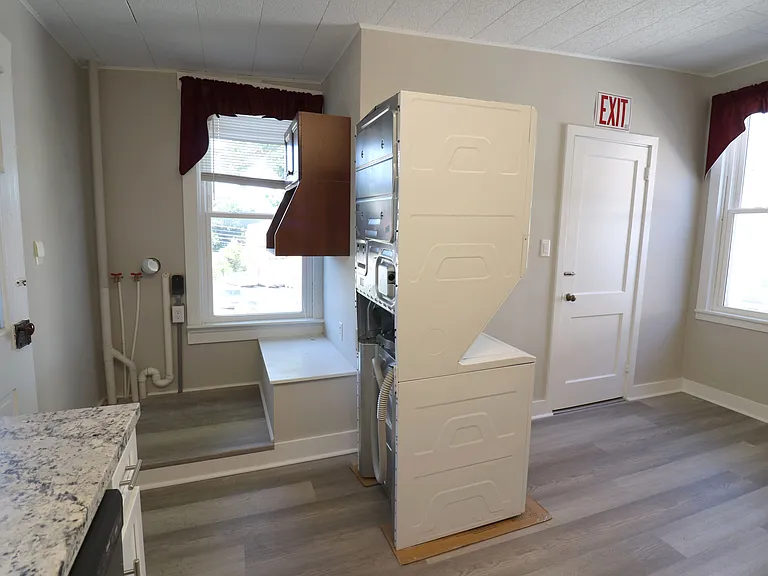 151 E Main St #2 — Photo 10