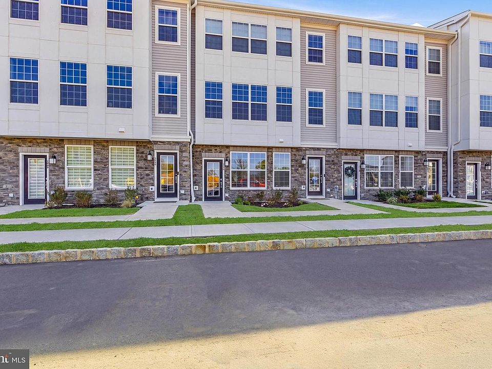 1st image of 116 Leona Stewart Ln