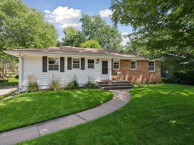 6609 Naomi Dr, Edina, MN, 55439