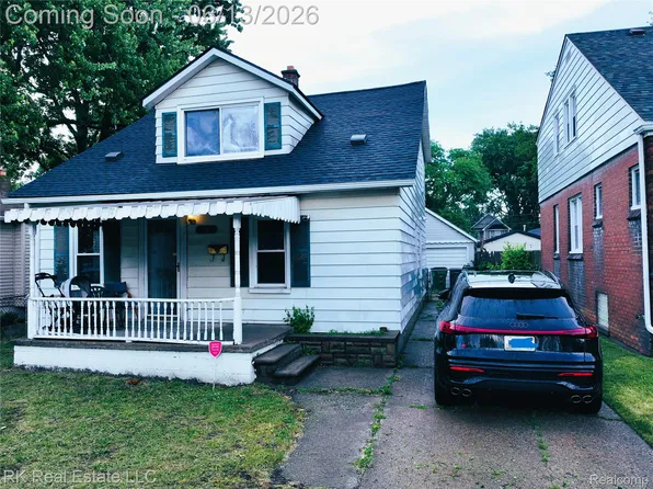 1125 E Hayes Ave, Hazel Park, MI 48030
