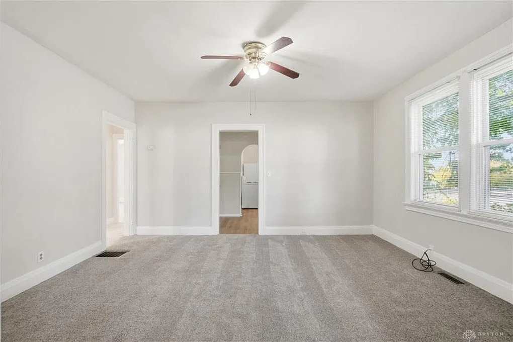 3127 Losantiville Ave — Photo 3