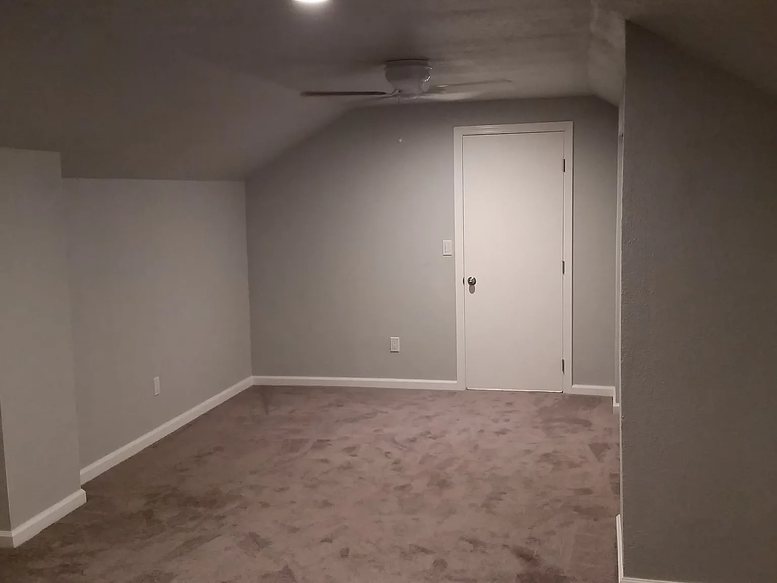 2 bed, 800 sqft, $2,250 — Photo 4