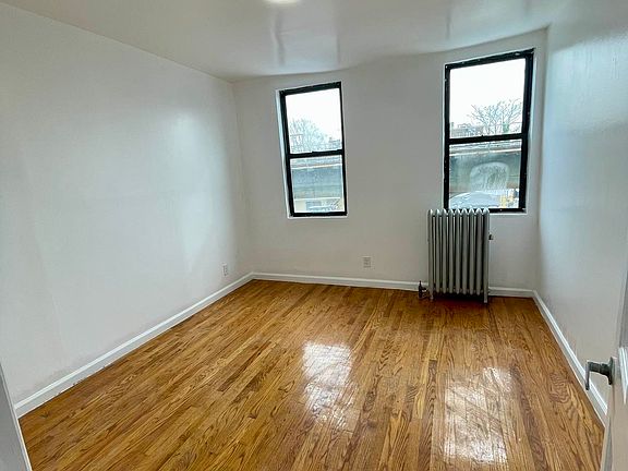 2nd image of 3258 31st St #2