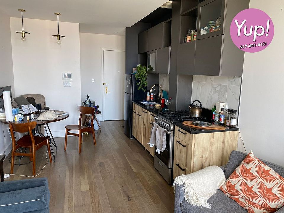 2nd image of 1058 Dean St #5F