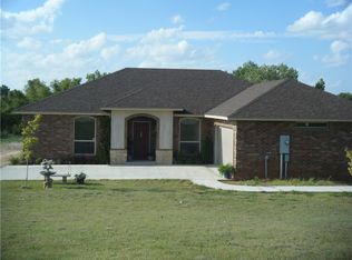 968 Garden Rd, Tuttle, OK 73089