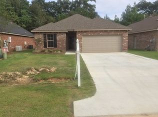 17075 Octavia St, Hammond, LA 70403