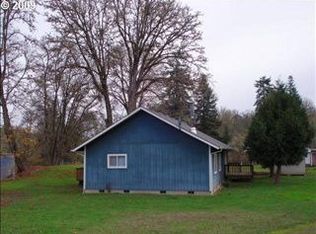 5939 Hayhurst Rd, Yoncalla, OR 97499