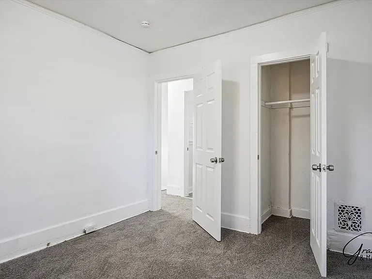 64 Glendale St — Photo 21