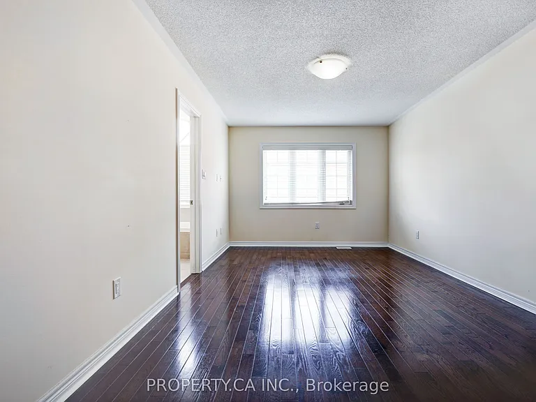 41 Spruce Pine Cres — Photo 20